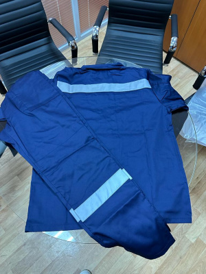 Костюм женский из смешанных тканей для защиты от ОПЗ