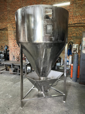 Смеситель для сыпучих продуктов из нержавеющей стали 304. Объем 1000л