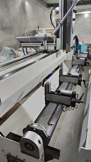 Mepal Ego Трехосевой обрабатывающий цент