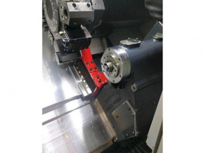 Токарный станок DN SOLUTIONS LYNX 2100 LSYB