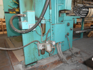 Ножницы гильотинные НЛ3121 (12х2000)