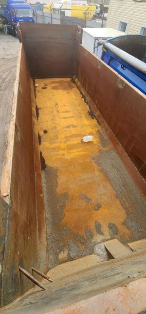 Специализированный, автомобиль - самосвал HONGYAN 908