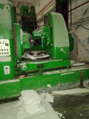 Зубофрезерный станок 5к328В