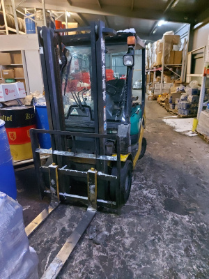 Вилочный погрузчик 2006