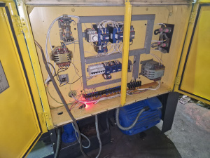 Токарно винторезный 165