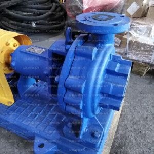 Koнсoльный наcoс К 200-150-250 для воды