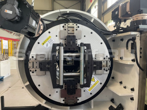 Оптоволоконный лазерный труборез с полуавтоматической системой погрузки и разгрузки труб TP1212-350/6000 Raycus 5 axis