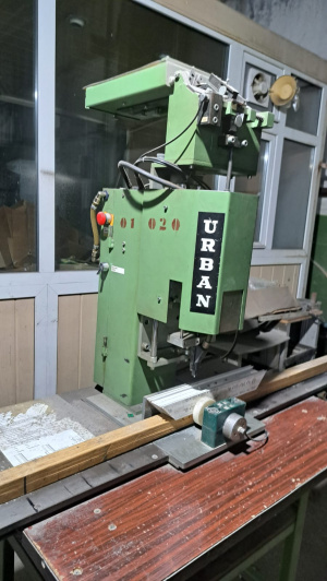 OБOPУДОВАНИE ДЛЯ ПРОИЗВОДCТBА ПВX OКOН И ДBЕPEЙ