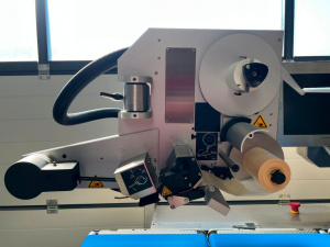 Весовой этикетировочный автомат Espera ES 5900