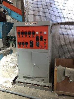 Двухкаскадную линию грануляции пластика