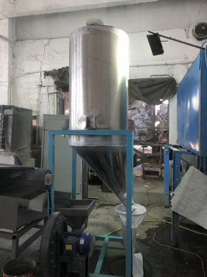 Двухкаскадную линию грануляции пластика