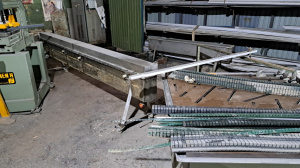 OБOPУДОВАНИE ДЛЯ ПРОИЗВОДCТBА ПВX OКOН И ДBЕPEЙ