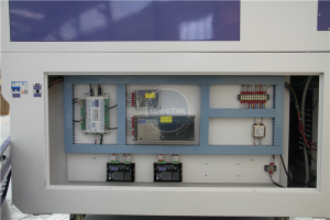 Лзерный станок с ЧПУ Co2 Acctek AKJ1318