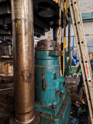 Пресс гидравлический ПА2642 ус.1600 тонн, ПА2638 ус.630 тонн, изотермическая штамповка, титан, лопатка, ПА2646, ДА2238, ДБ2240