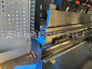 Гидравлический листогибочный пресс KRRASS PBS 80/2500 4 axis