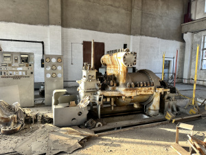 Паровая турбина Р-2,5-21/3