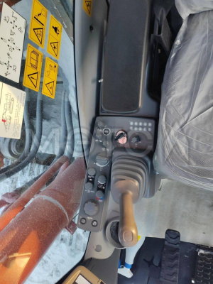 Экскаватор гусеничный HITACHI ZX330-5A, 2023 года выпуска. Счетчик моточасов 1463,5 часа. Тип двигателя Дизельный ISUZU 6HK1, мощность 200