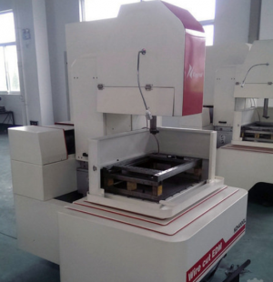 Электроэрозионный проволочно-вырезной станок Kingred KD400