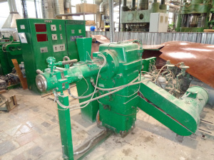 Шприц-машина для резины (экструдер) МЧТ-63