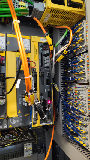 Фрезерно-токарный обрабатывающий центр CHIRON MILL 800 MT