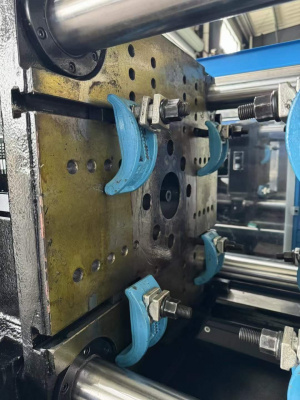 Термопласт Автомат Union 150T SERVO