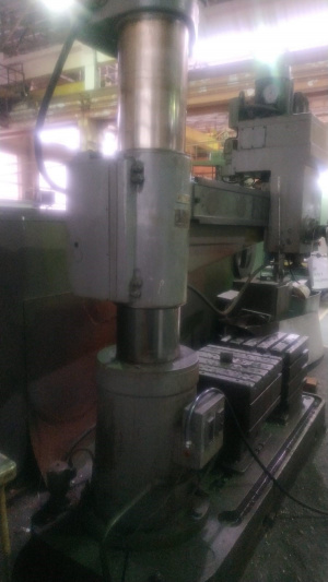 Станок радиально-сверлильный 2М55