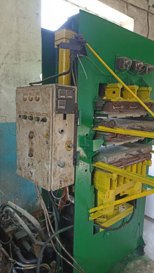 производство резиновой плиты 500*500*25