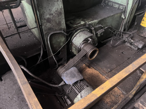 Токарно-карусельный станок 1525