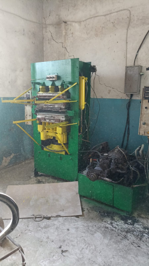 производство резиновой плиты 500*500*25