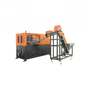 Автоматическую линию для производства пэт бутылок Q4500