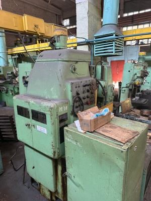 Зубофрезерный станок 5к310