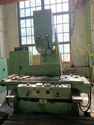 Координатно-расточной станок 2Д450