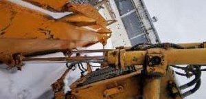 Гусеничный бульдозер Т11.01Я1РБ-1, 2005 г.в. На ходу, комплектен. Требует текущего ремонта двигателя (пробита прокладка ГБЦ)