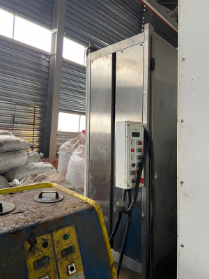 Линия для производства стеклопакетов, с панельным прессом