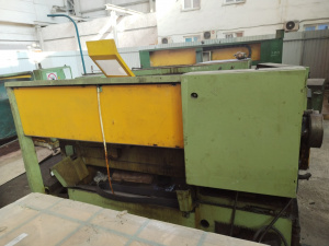 Токарно-винторезный станок МК6056