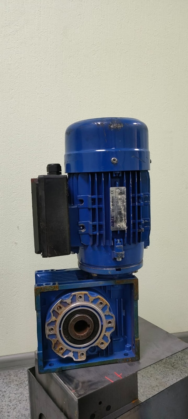 Мотор-редуктор в сборе ABLE ML-90S-4 1