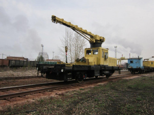 Автодрезина ДГКу-5 (дрезина грузовая крановая универсальная)