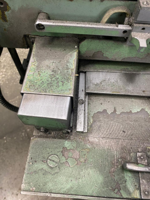 Плоскошлифовальный станок 3Д710В