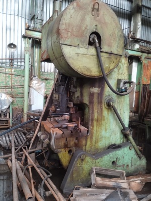 Пресс однокривошипный КД2330