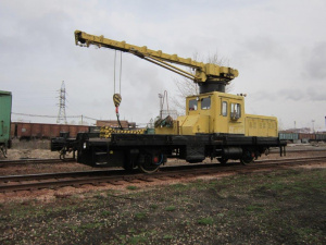 Автодрезина ДГКу-5 (дрезина грузовая крановая универсальная)