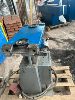 Линия для производства стеклопакетов, с панельным прессом