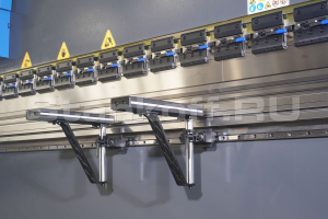 Листогибочный пресс с ЧПУ Metaltec 4+1 MT-15 HBC 110/2500 4 оси (axis)