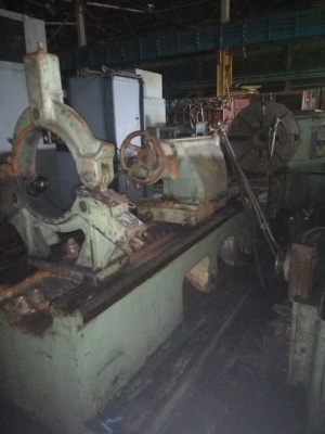 Токарно-винторезный станок 1м65