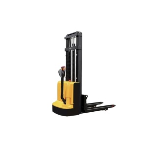 Штабелер поводковый JMM