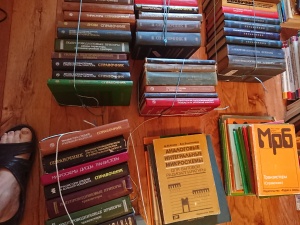 Транзисторы,Конденсаторы, Микросхемы. Диоды. Светодиоды. Трансформаторы. Радиоприёмники. Музыкальные центры. Слаботочное реле