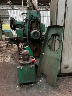 Станок фрезерный с ЧПУ ГФ2171С5