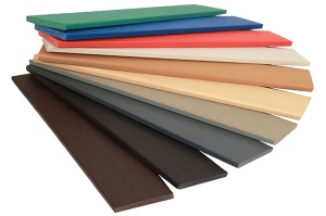 Доска из легкого пластика для уличных скамеек, столов и заборов