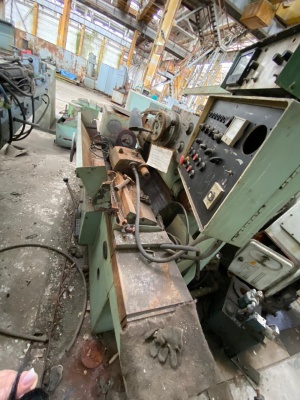 Круглошлифовальный станок 3м151в