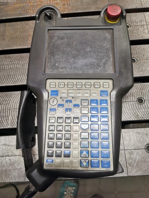 Роботизированная станция для лазерной резки и сварки FANUC M-710iC/70