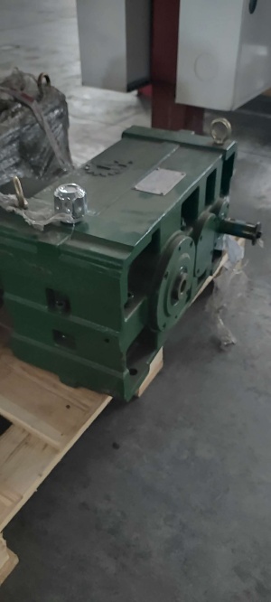 Редуктор для экструдера